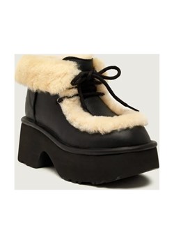 UGG Skórzane botki na platformie W ESMEE shearling | z dodatkiem wełny ze sklepu Gomez Fashion Store w kategorii Botki - zdjęcie 186279950