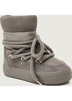 Tommy Hilfiger Śniegowce | z dodatkiem skóry ze sklepu Gomez Fashion Store w kategorii Śniegowce damskie - zdjęcie 186280100