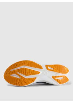 Męskie buty do biegania 4F FASTRUN 1.0 4FRSS25FSPOM160 - białe ze sklepu Sportstylestory.com w kategorii Buty sportowe męskie - zdjęcie 186288414