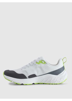 Męskie buty do biegania w terenie Original Trail 4F 4FRSS25FSPOM144 - białe - id: 289396 - marki 4F - 186288460 Męskie buty do biegania w terenie Original Trail 4F 4FRSS25FSPOM144 - białe ze sklepu Sportstylestory.com w kategorii Buty sportowe męskie - zdjęcie 186288460