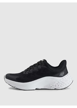 Damskie buty do biegania 4F Freemove Elevated Mesh 4FRSS25FSPOF180 - czarne ze sklepu Sportstylestory.com w kategorii Buty sportowe damskie - zdjęcie 186288493