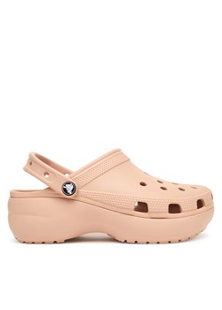 Klapki Crocs Classic Platform Clog 206750 Beżowy ze sklepu eobuwie.pl w kategorii Klapki damskie - zdjęcie 186290282