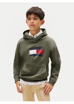 Tommy Hilfiger Bluza Flag KB0KB10112 Zielony Regular Fit ze sklepu MODIVO w kategorii Bluzy chłopięce - zdjęcie 186291012