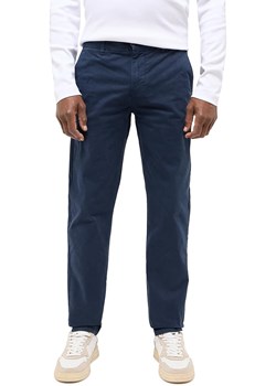 Męskie Spodnie Jeansowe Mustang Style Daytona Chino Dark Sapphire 1016357 4136 ze sklepu YouNeedit.pl w kategorii Jeansy męskie - zdjęcie 186293401
