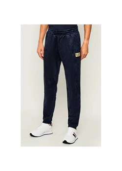 EA7 Spodnie dresowe | Slim Fit ze sklepu Gomez Fashion Store w kategorii Spodnie męskie - zdjęcie 186301930