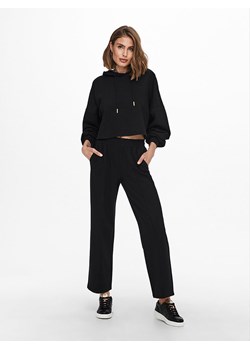 ONLY Spodnie w kolorze czarnym ze sklepu Limango Polska w kategorii Spodnie damskie - zdjęcie 186308624