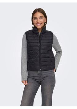 ONLY Kamizelka pikowana w kolorze czarnym ze sklepu Limango Polska w kategorii Kamizelki damskie - zdjęcie 186308673