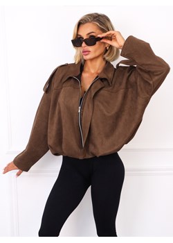KURTKA OVERSIZE Z IMITACJI ZAMSZU ZAPINANA NA ZAMEK- CZEKOLADOWA ze sklepu olika.com.pl w kategorii Kurtki damskie - zdjęcie 186319322