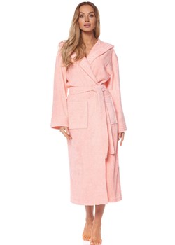 Długi szlafrok damski z kapturem róż pudrowy 2102, Kolor róż pudrowy, Rozmiar 2XL, L&amp;L ze sklepu Primodo w kategorii Szlafroki damskie - zdjęcie 186325793