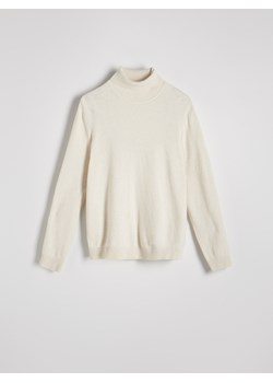 Reserved - Bawełniany sweter z golfem - kremowy ze sklepu Reserved w kategorii Swetry męskie - zdjęcie 186330754