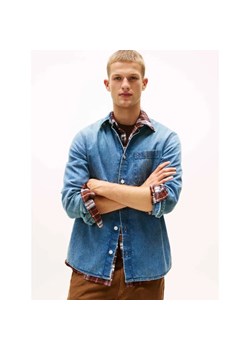 Tommy Jeans Jeansowa koszula | Regular Fit ze sklepu Gomez Fashion Store w kategorii Koszule męskie - zdjęcie 186333871