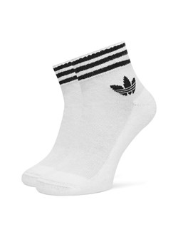 adidas Skarpety długie 3-Stripes JV7435 Biały ze sklepu MODIVO w kategorii Skarpetki damskie - zdjęcie 186345552