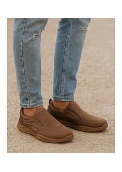 Wsuwane brązowe męskie buty sportowe /E8-3 17358 T484/ ze sklepu Pantofelek24.pl w kategorii Trampki męskie - zdjęcie 186383502