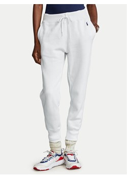 Polo Ralph Lauren Spodnie dresowe Akl 211794397002 Biały Regular Fit - id: 0000208514101 - marki Polo Ralph Lauren - 186399113 Polo Ralph Lauren Spodnie dresowe Akl 211794397002 Biały Regular Fit ze sklepu MODIVO w kategorii Spodnie damskie - zdjęcie 186399113