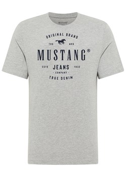 Męski T-Shirt Mustang Style Alex Mid Grey Mélange 1017332 4140 ze sklepu YouNeedit.pl w kategorii T-shirty męskie - zdjęcie 186408460