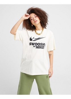 NIKE T-SHIRT W NSW TEE BF GLS GYM LIFE ze sklepu JD Sports  w kategorii Bluzki damskie - zdjęcie 186408950