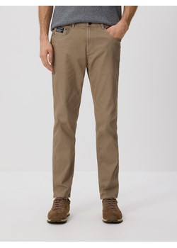 Reserved - Spodnie Slim fit - brązowy ze sklepu Reserved w kategorii Spodnie męskie - zdjęcie 186410971