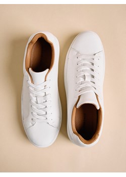 Reserved - Skórzane sneakersy - biały ze sklepu Reserved w kategorii Buty sportowe męskie - zdjęcie 186411004