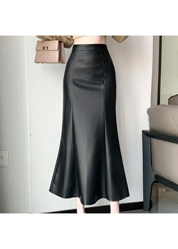Elegancka spódnica midi skórzana - Czarny M ze sklepu Intimica.pl w kategorii Spódnice - zdjęcie 186417283