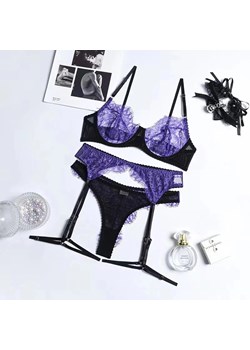 Fioletowy zestaw bielizny koronkowej - Fioletowy S ze sklepu Intimica.pl w kategorii Komplety bielizny damskiej - zdjęcie 186417503