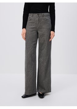 Reserved - Jeansy baggy fit w panterkę - szary ze sklepu Reserved w kategorii Jeansy damskie - zdjęcie 186430933