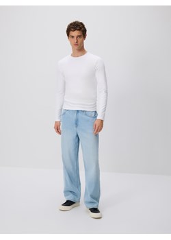 Reserved - Jeansy loose z efektem sprania - niebieski ze sklepu Reserved w kategorii Jeansy męskie - zdjęcie 186432144