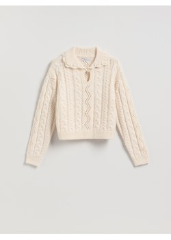 Reserved - Sweter z ozdobnym splotem - kremowy ze sklepu Reserved w kategorii Swetry damskie - zdjęcie 186435083