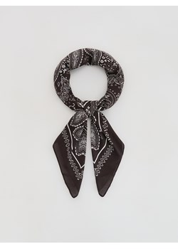 Reserved - Wzorzysta bandana - ciemnobrązowy - id: 659FE-89X - marki Reserved - 186435634 Reserved - Wzorzysta bandana - ciemnobrązowy ze sklepu Reserved w kategorii Szaliki i chusty damskie - zdjęcie 186435634