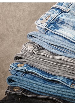 Reserved - Jeansy baggy fit - niebieski - id: 619GT-55J - marki Reserved - 186445301 Reserved - Jeansy baggy fit - niebieski ze sklepu Reserved w kategorii Jeansy damskie - zdjęcie 186445301