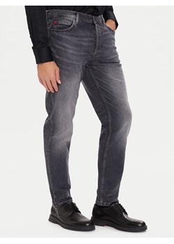 HUGO Jeansy 50547274 Szary Tapered Fit ze sklepu MODIVO w kategorii Jeansy męskie - zdjęcie 186457774