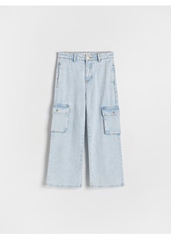 Reserved - Jeansy wide leg z kieszeniami cargo - niebieski ze sklepu Reserved w kategorii Spodnie dziewczęce - zdjęcie 186471021
