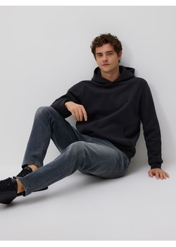 Reserved - Jeansy slim fit z efektem sprania - granatowy ze sklepu Reserved w kategorii Jeansy męskie - zdjęcie 186487193