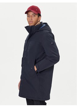 Tommy Hilfiger Płaszcz zimowy MW0MW41362 Granatowy Regular Fit ze sklepu MODIVO w kategorii Płaszcze męskie - zdjęcie 186492630