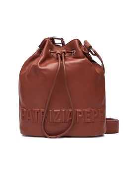 Torebka Patrizia Pepe 2B0126/L113 Brązowy - id: 8058701337569 - marki Patrizia Pepe - 186495813 Torebka Patrizia Pepe 2B0126/L113 Brązowy ze sklepu eobuwie.pl w kategorii Torebki worki - zdjęcie 186495813