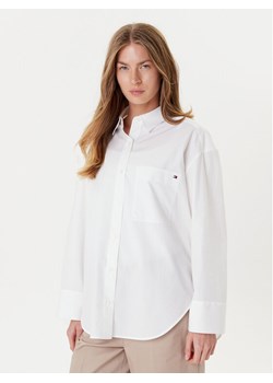 Tommy Hilfiger Koszula New Easy WW0WW45892 Biały Relaxed Fit ze sklepu MODIVO w kategorii Koszule damskie - zdjęcie 186498650