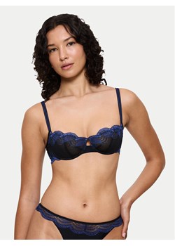 Triumph Biustonosz balkonetka Comfort Glam 10224928 Czarny - id: 0000305499974 - marki Triumph - 186498942 Triumph Biustonosz balkonetka Comfort Glam 10224928 Czarny ze sklepu MODIVO w kategorii Biustonosze - zdjęcie 186498942