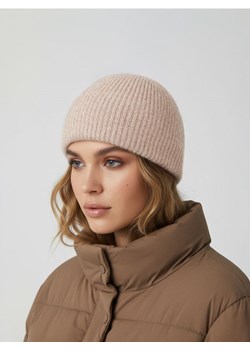 Sinsay - Prążkowana czapka beanie - beżowy ze sklepu Sinsay w kategorii Czapki zimowe damskie - zdjęcie 186519230