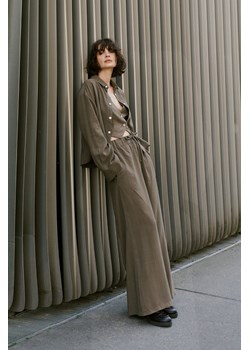 SPODNIE DAMSKIE MYKONOS OLIVE STRIPES ze sklepu Jemiol w kategorii Spodnie damskie - zdjęcie 186536032