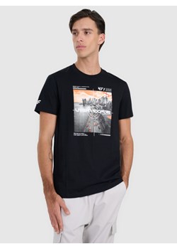 Męski t-shirt z nadrukiem 4F 4FWAW25TTSHM3124 - czarny ze sklepu Sportstylestory.com w kategorii T-shirty męskie - zdjęcie 186540504