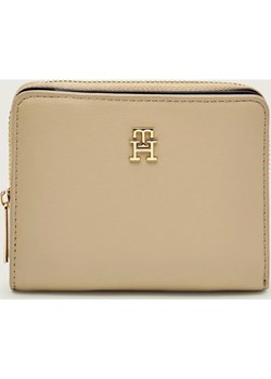 Tommy Hilfiger Portfel ICON ze sklepu Gomez Fashion Store w kategorii Portfele damskie - zdjęcie 186545273