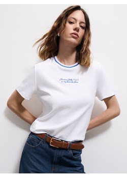 Mohito - Bawełniany T-shirt - biały ze sklepu Mohito w kategorii Bluzki damskie - zdjęcie 186554633