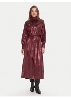 LOLA CASADEMUNT Sukienka koktajlowa LF2516017 Bordowy Regular Fit - id: 0000305841728 - marki Lola Casademunt - 186555894 LOLA CASADEMUNT Sukienka koktajlowa LF2516017 Bordowy Regular Fit ze sklepu MODIVO w kategorii Sukienki - zdjęcie 186555894