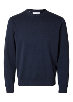 SELECTED HOMME Sweter &quot;Kris&quot; w kolorze granatowym ze sklepu Limango Polska w kategorii Swetry męskie - zdjęcie 186568522