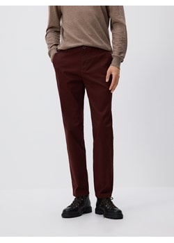 Reserved - Bawełniane spodnie chino slim - mahoniowy ze sklepu Reserved w kategorii Spodnie męskie - zdjęcie 186571411