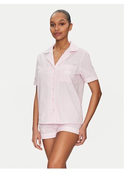 Guess Piżama O5GX10 WH1K1 Różowy Regular Fit - id: 0000304856495 - marki Guess - 186571950 Guess Piżama O5GX10 WH1K1 Różowy Regular Fit ze sklepu MODIVO w kategorii Piżamy damskie - zdjęcie 186571950