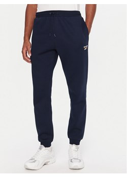 Reebok Spodnie dresowe RK25146CCM Granatowy Regular Fit ze sklepu MODIVO w kategorii Spodnie męskie - zdjęcie 186576563