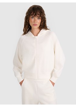 Damska bluza dresowa rozpinana z kapturem 4F 4FWAW25TSWSF1835 - biała ze sklepu Sportstylestory.com w kategorii Bluzy damskie - zdjęcie 186579974