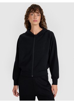 Damska bluza dresowa rozpinana z kapturem 4F 4FWAW25TSWSF1835 - czarna ze sklepu Sportstylestory.com w kategorii Bluzy damskie - zdjęcie 186579991