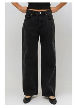 Monki Dżinsy - Comfort fit - w kolorze czarnym ze sklepu Limango Polska w kategorii Jeansy damskie - zdjęcie 186584334