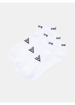 Sinsay - Skarpetki 3 pack Umbro - biały - id: 790EL-00X - marki Sinsay - 186597262 Sinsay - Skarpetki 3 pack Umbro - biały ze sklepu Sinsay w kategorii Skarpetki męskie - zdjęcie 186597262